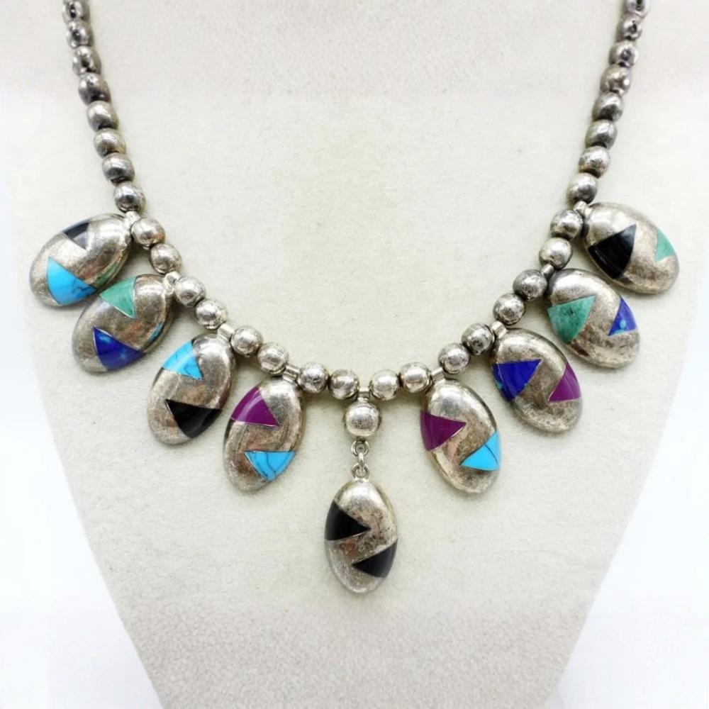 imgi_5_weird-necklace-idk