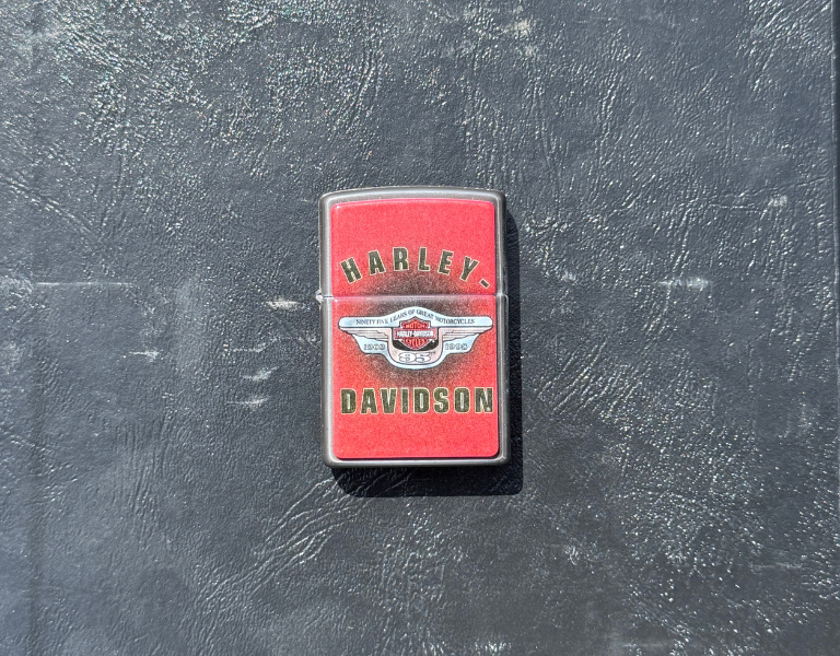 imgi_9_red-harley-davidson-zippo